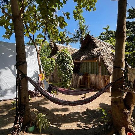 A Pousada Tribal Huts Community Daanbantayan Exterior foto