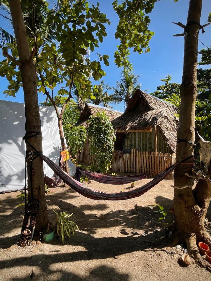 A Pousada Tribal Huts Community Daanbantayan Exterior foto