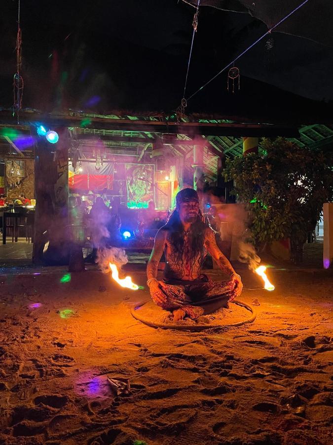 A Pousada Tribal Huts Community Daanbantayan Exterior foto