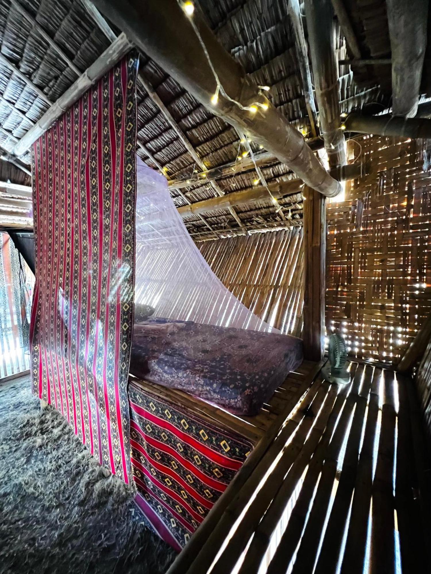 A Pousada Tribal Huts Community Daanbantayan Quarto foto