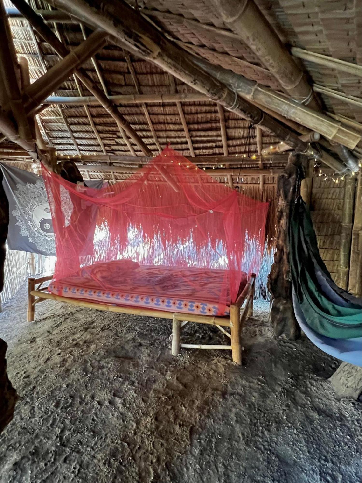 A Pousada Tribal Huts Community Daanbantayan Quarto foto